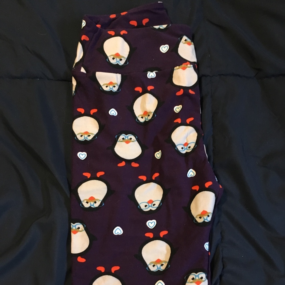 EUC size OS LLR leggings